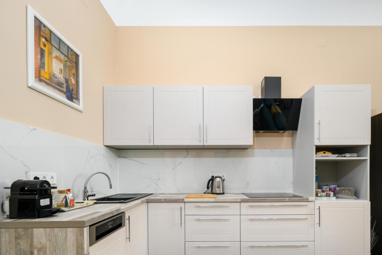 Ja18 Downtown Pearl - 2 Bedroom Apartment Budapest Eksteriør billede